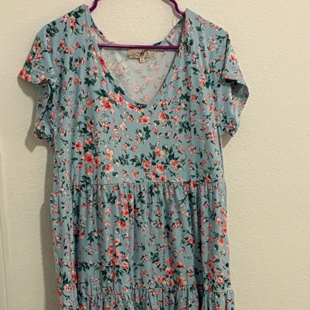 Haptics Floral Midi Dress in Blue Size Small Cottagecore Boutique - Picture 2 of 6